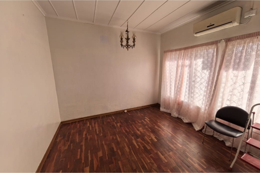 5 Bedroom Property for Sale in Hadison Park Northern Cape